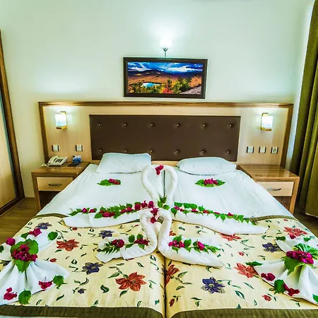 Resort Venüs Side